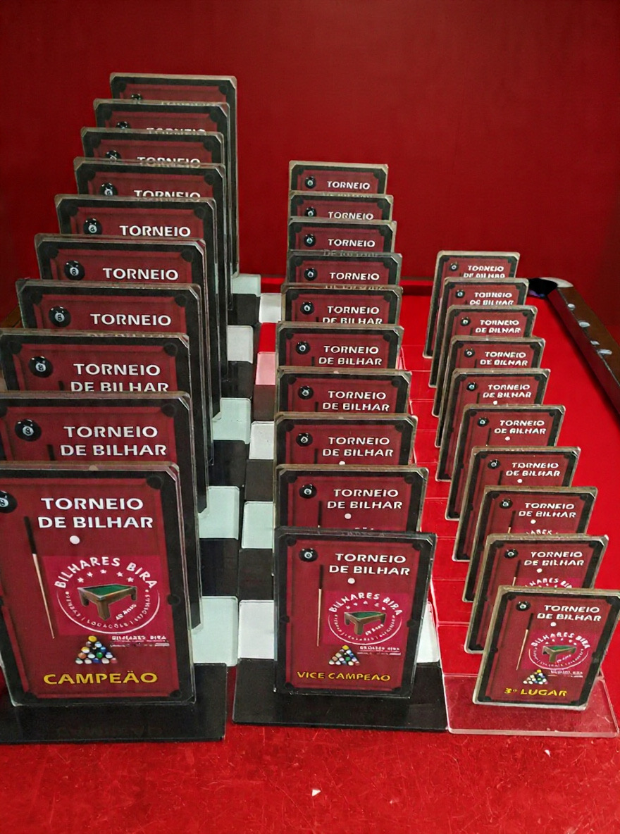 Troféu personalizado para campeonato de bilhar, truco e dominó - Diversões Bira 1